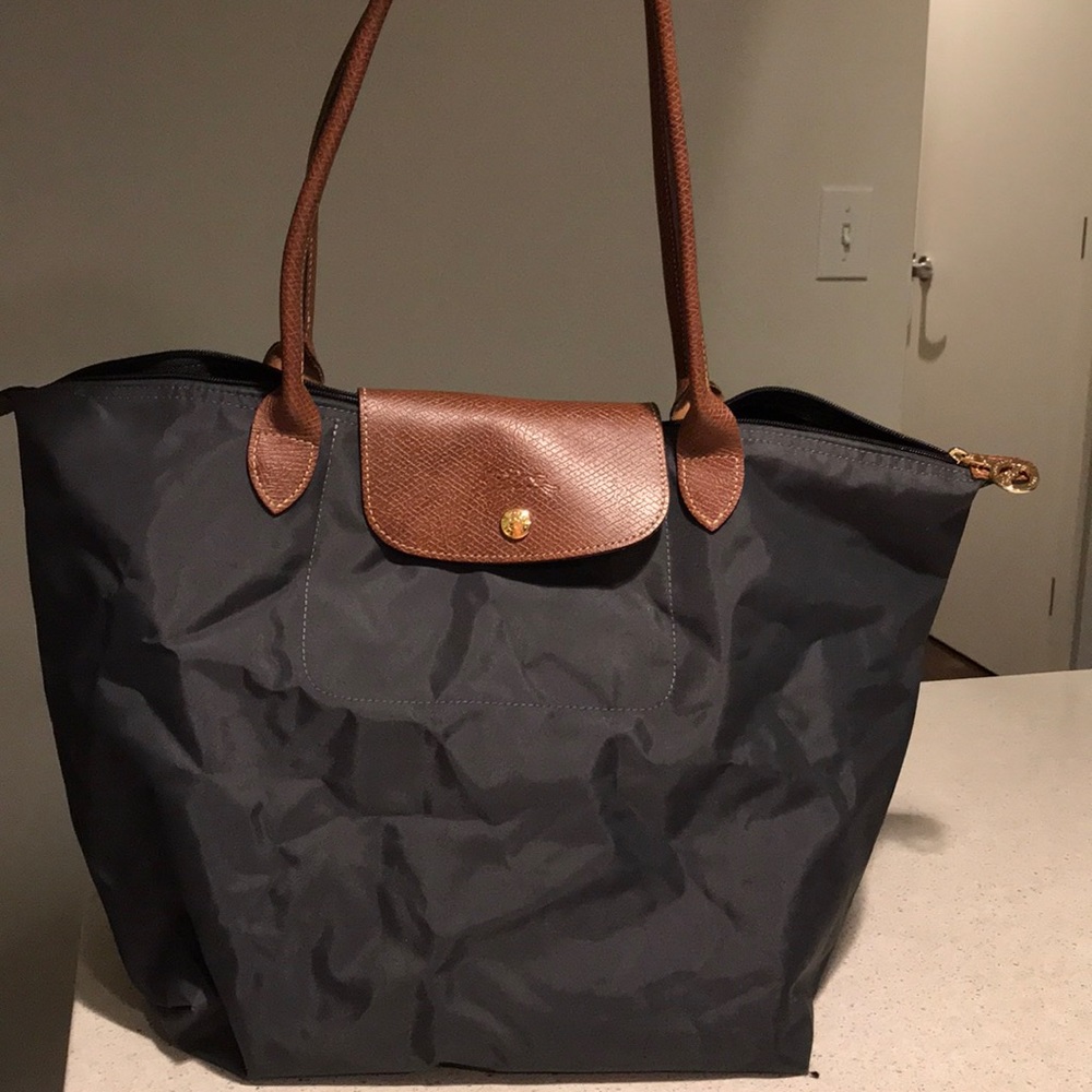 Longchamp - Picture 3 of 3